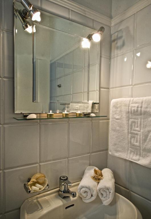 Lazaridis Luxury Studios & Apartments เนอาโรดา ห้อง รูปภาพ
