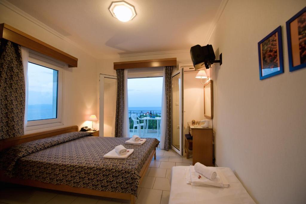 Lazaridis Luxury Studios & Apartments เนอาโรดา ห้อง รูปภาพ