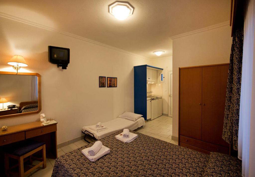 Lazaridis Luxury Studios & Apartments เนอาโรดา ห้อง รูปภาพ